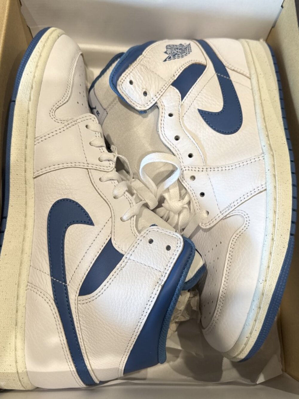 Nike Air Jordan 1 Mid SE 'White/Industrial Blue' (FN5215-141)
